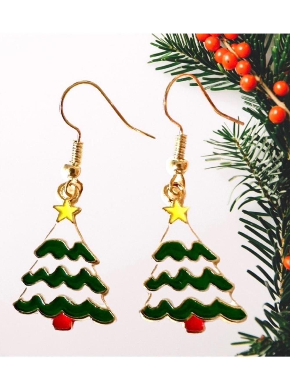 ⭐️ 5 for $25 Christmas Tree Hoop Earrings Gold Tone Holiday - Picture 1 of 7